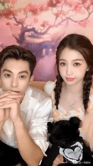 娱乐圈吃瓜爆料出轨女星,揭秘出轨女星背后的真相 第2张 娱乐圈吃瓜爆料出轨女星,揭秘出轨女星背后的真相 第2张